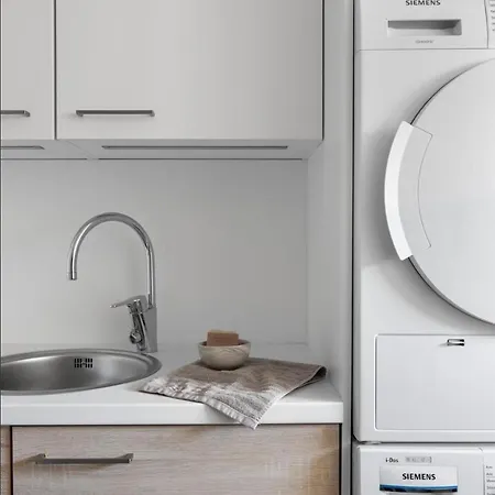 Upea Ja Hyvin Varusteltu Paritalohuoneisto Laehellae Merenrantaa Appartement Espoo