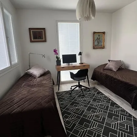 Apartamento Upea Ja Hyvin Varusteltu Paritalohuoneisto Laehellae Merenrantaa *